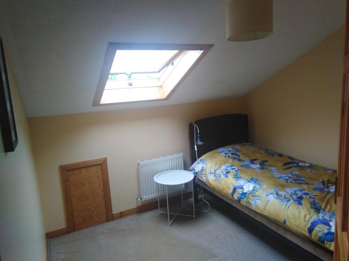 Ali's On Wild Atlantic Way Apartment *